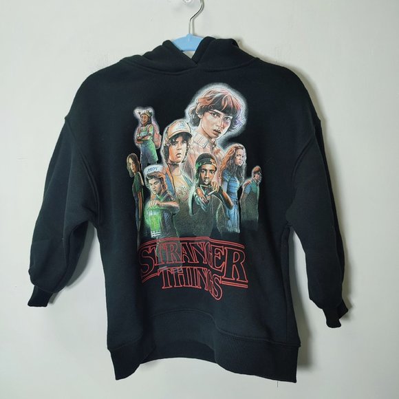 ZARA STRANGER THINGS TM ROCKED HOODIE © NETFLIX - Picture 4 of 7